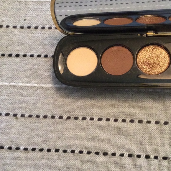 MARC JACOBS Eye-conic Multi finish eyeshadow palette in 860 EXTRAVAGANCE! - Picture 4 of 5